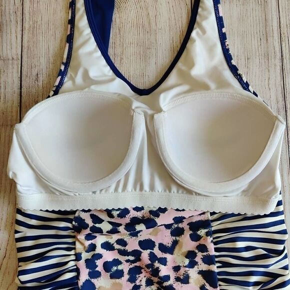 Lime Ricki halter animal striped tankini top sz S - Picture 6 of 8